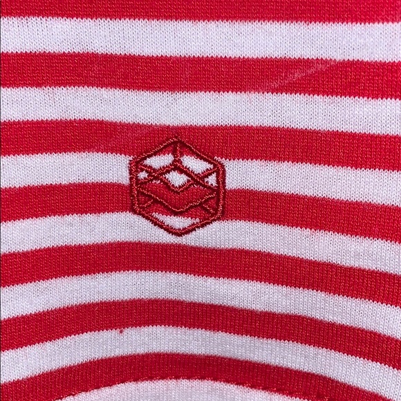 🪻3/$30 Red striped t-shirt🪻 - Picture 3 of 4